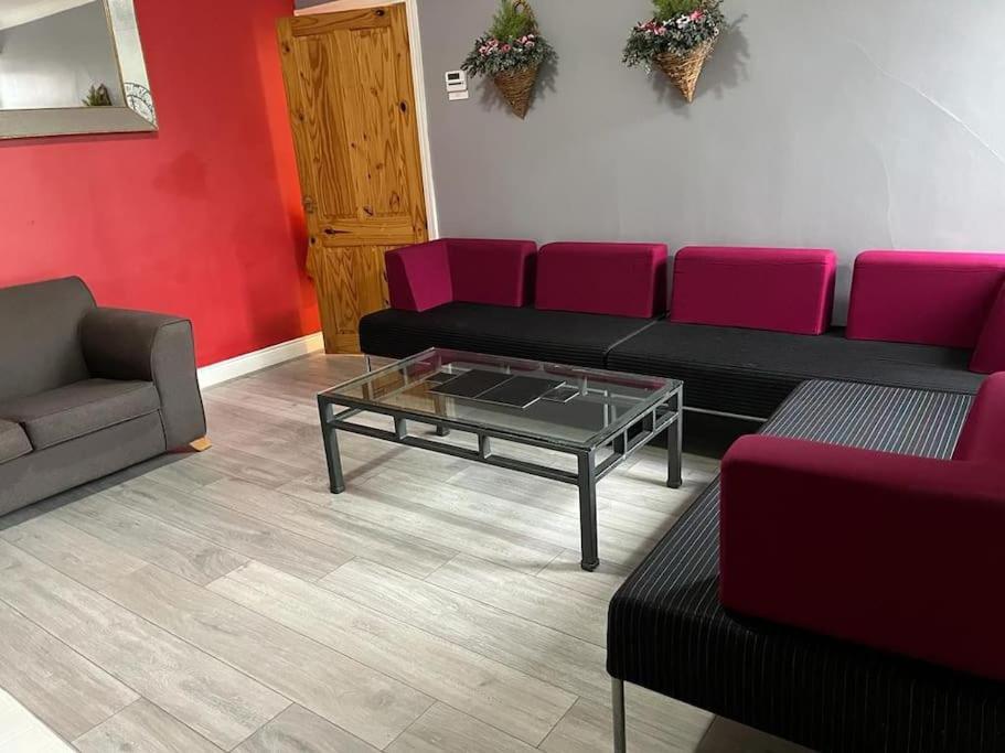 Ovington Grove 2 Fully Equipped Kitchen Free Parking 3 Bedrooms Netflix Newcastle upon Tyne Bagian luar foto